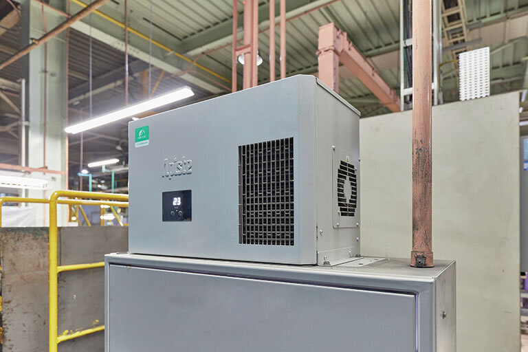 搬送装置的控制柜冷却