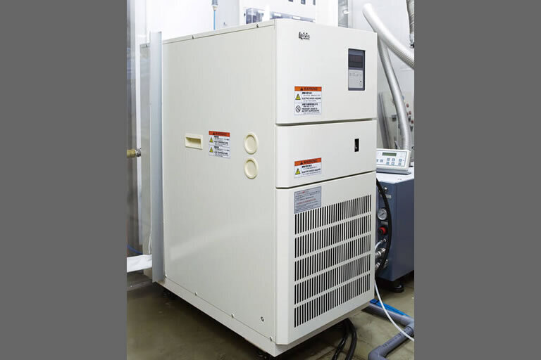 การระบายความร้อนของอุปกรณ์การสะสมสูญญากาศ