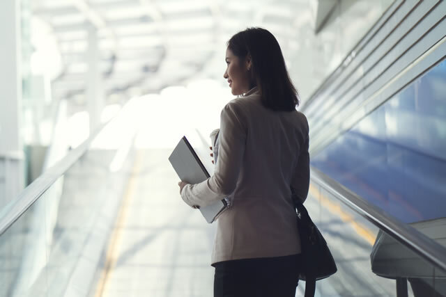 日本の経済成長には女性活躍が必須!実現への課題とは? SDGs~目標8.働きがいも経済成長も~